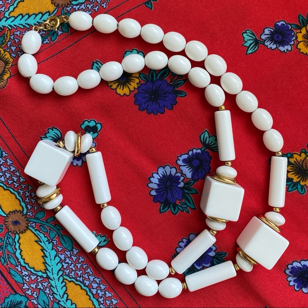 Vintage Monet White and Gold Tone Beaded Necklace